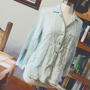 Velvet Heart L light wash denim shirt